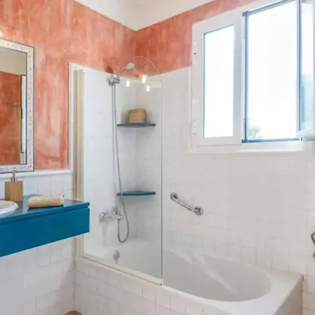 Torre Petxina Cala en Bosc